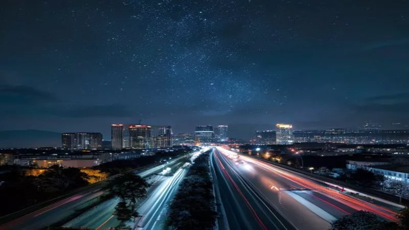 Night Photography 2026: Capturing Stars, City Lights and Long Exposures
